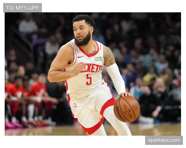 范弗利特火箭外线火力全开,三分雨助球队客场告捷 范弗利特火箭外线火力全开,三分雨助球队客场告捷