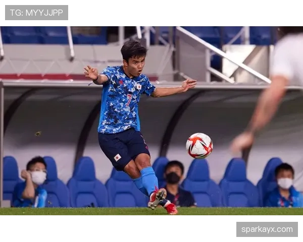 日本队士气高涨，国歌激励下剑指世界杯精彩表现