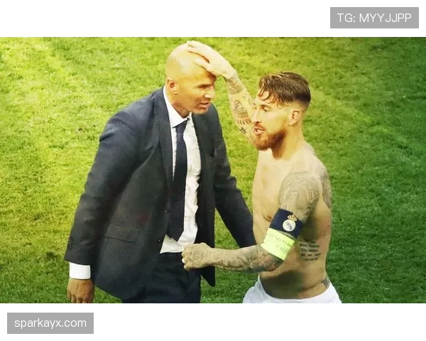 拉莫斯从右后卫到顶级中卫的转型轨迹分析