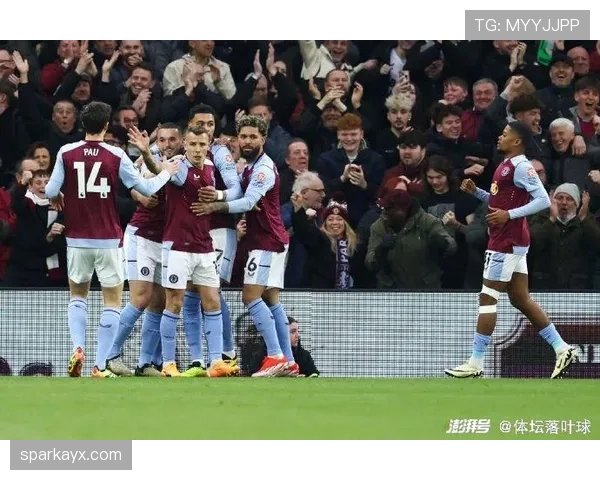 拉菲尼亚与萨卡:英超新边锋进攻效率及战术适配性对比 拉菲尼亚与萨卡:英超新边锋进攻效率及战术适配性对比