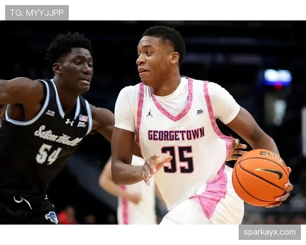 迪瓦茨内线低位单打效率提升 拉开NBA大个子对抗差距